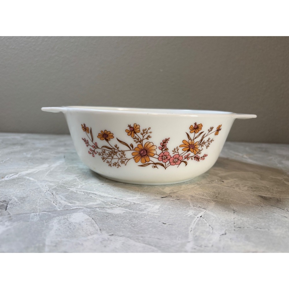 Pyrex England Autumn Glory Vintage Floral Milk Glass Casserole Serving Bowl 8 in